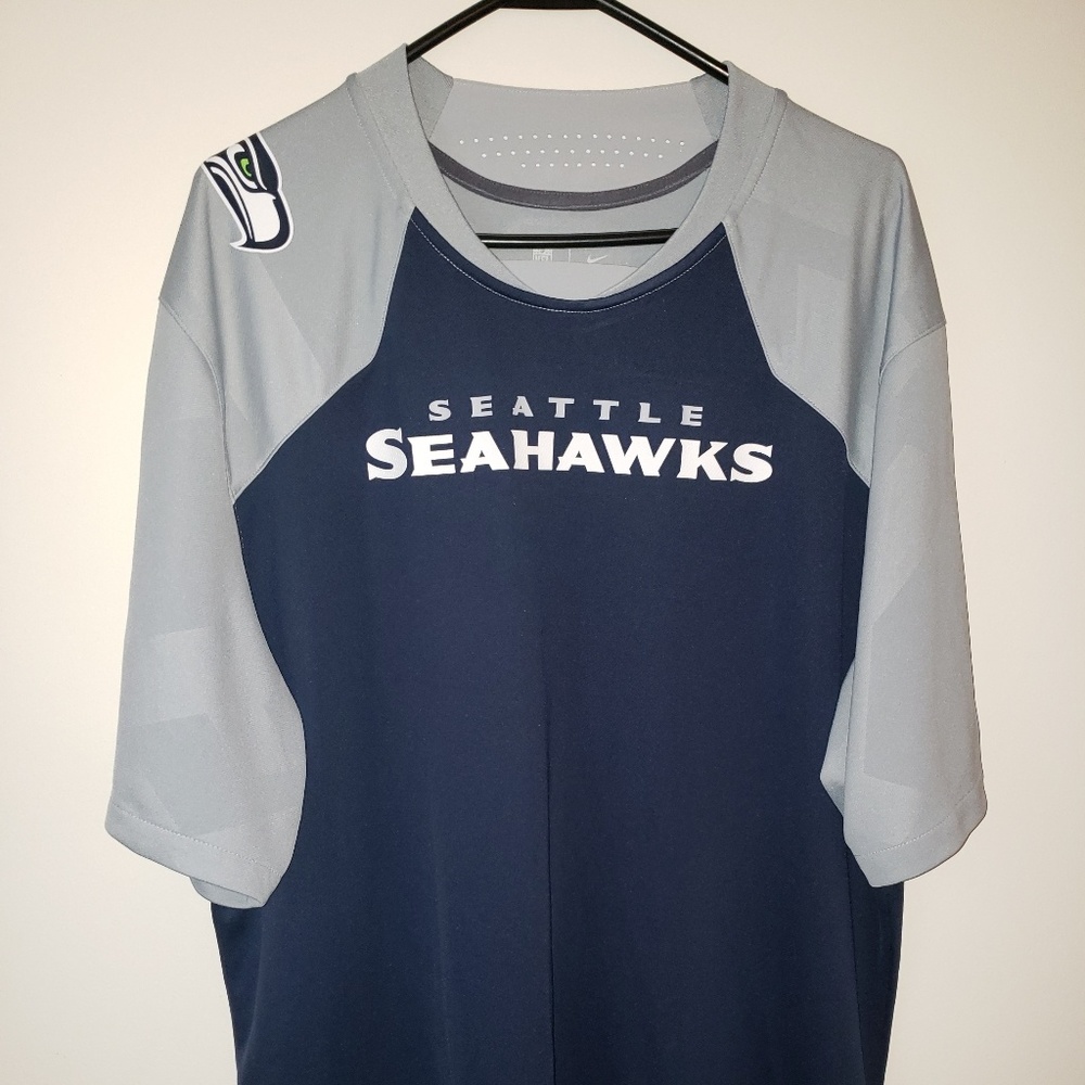 Nike Seattle Seahawks  Performance dri-fit shirt